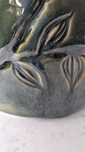 Utensil Holder: Wandering Vines