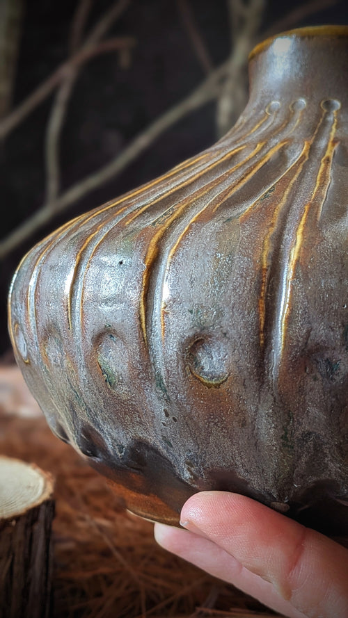 Vase: Metallic Bud