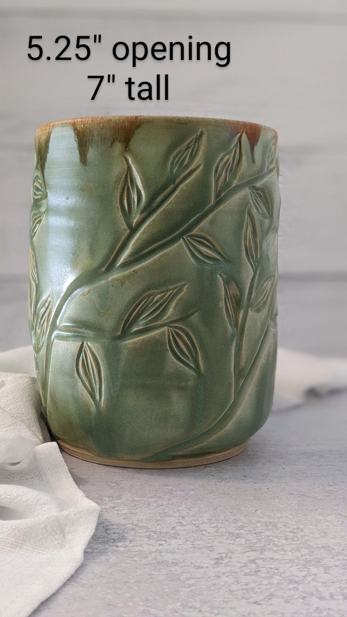 Utensil Holder: Vines