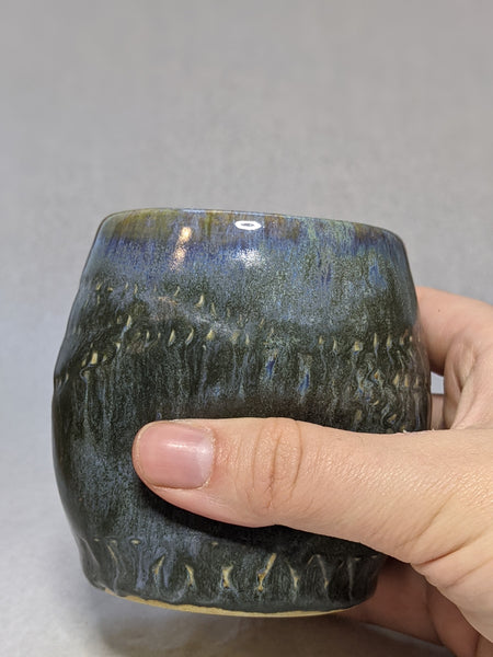 Little Sippers: Blue Thumb