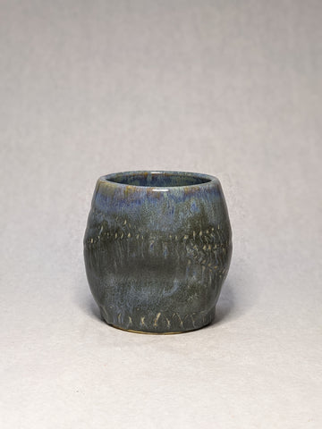 Little Sippers: Blue Thumb
