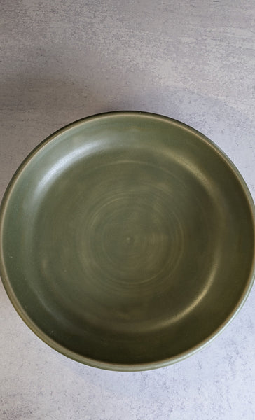Bowl: Shallow Green Serving