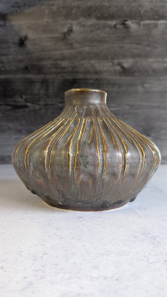 Vase: Metallic Bud