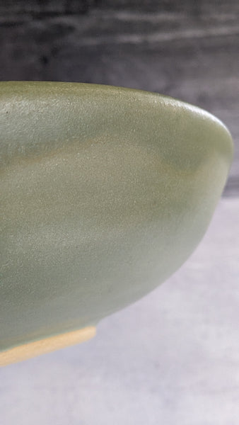 Bowl: Shallow Green Serving
