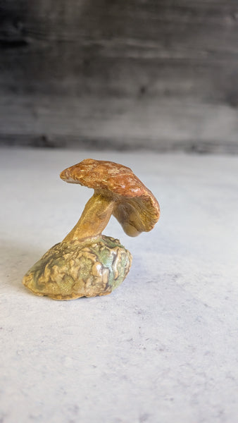 Sculpture: Tiny Mushroom