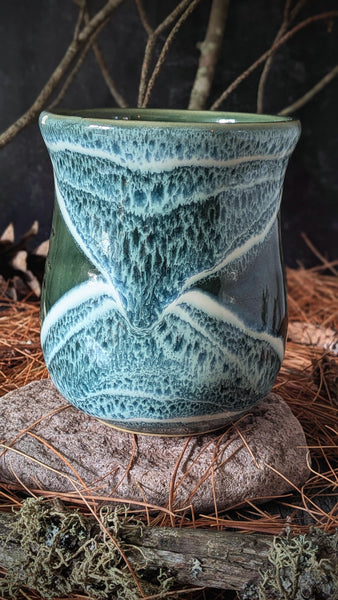 Mug: Diamond Pines